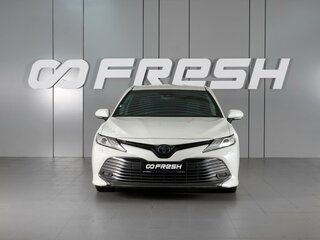 2018 Toyota Camry VIII (XV70), белый, 2469000 рублей, вид 3