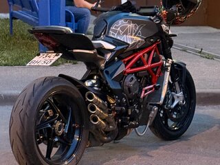 2016 MV Agusta Brutale 800, серый, 900000 рублей, вид 4