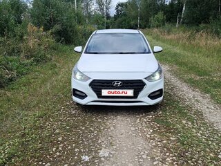 2017 Hyundai Solaris II, белый, 1390000 рублей, вид 1