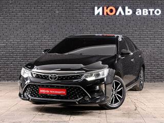 2016 Toyota Camry VII (XV50) Рестайлинг, чёрный, 2200000 рублей, вид 1