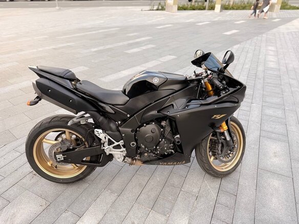 2009 Yamaha YZF-R1, чёрный, 850000 рублей - вид 9