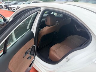 2026 Mercedes-Benz A-Класс AMG 35 AMG II (W177) Рестайлинг, белый, 5092340 рублей, вид 4