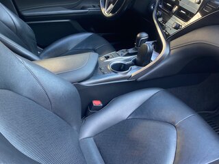 2021 Toyota Camry US Market VIII (XV70) Рестайлинг, чёрный, 3150000 рублей, вид 5