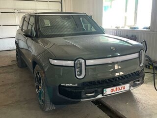 2023 Rivian R1S QM Large, зелёный, 14900000 рублей, вид 2