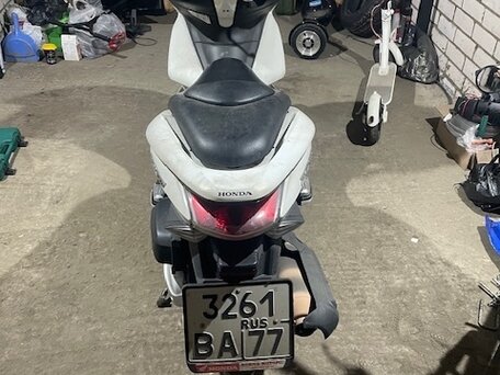 2014 Honda PCX 150, белый, 185000 рублей, вид 5