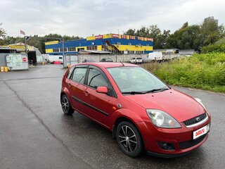 2006 Ford Fiesta Mk5, красный, 425000 рублей, вид 3