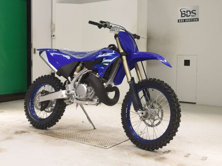 2025 Yamaha YZ250, синий, 900000 рублей, вид 3