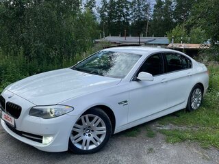 2011 BMW 5 серии 525d xDrive VI (F10/F11/F07), белый, 1750000 рублей, вид 4