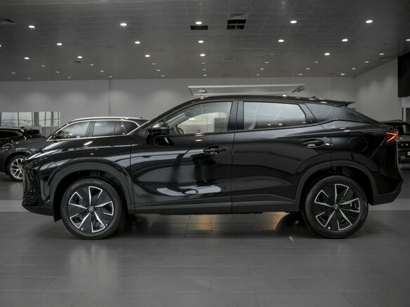 2026 Omoda C5 II, чёрный, 2876025 рублей - вид 3