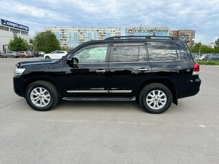 2015 Toyota Land Cruiser 200 Series Рестайлинг 2, чёрный, 6000000 рублей, вид 5