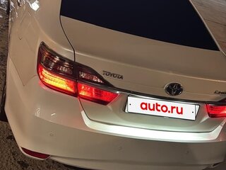 2012 Toyota Camry VII (XV50), белый, 1550000 рублей, вид 4