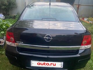 2013 Opel Astra H Рестайлинг, чёрный, 650000 рублей, вид 5