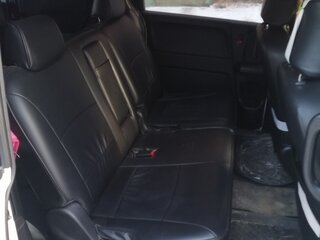 2011 Honda Freed I, белый, 1200000 рублей, вид 2