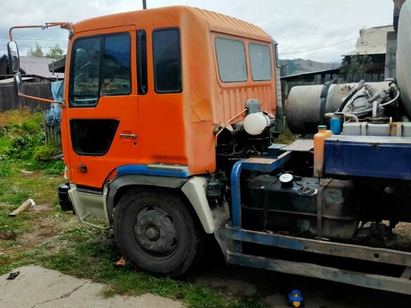 1994 Hino Бетоносмеситель, оранжевый, 2500000 рублей - вид 5