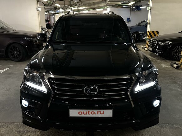 2015 Lexus LX 570 III Рестайлинг, чёрный, 4600000 рублей - вид 3