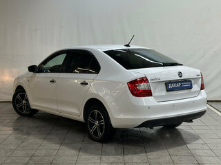 2017 Skoda Rapid I, белый, 710000 рублей, вид 4