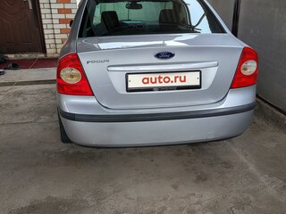 2007 Ford Focus II Рестайлинг, серебристый, 700000 рублей, вид 2