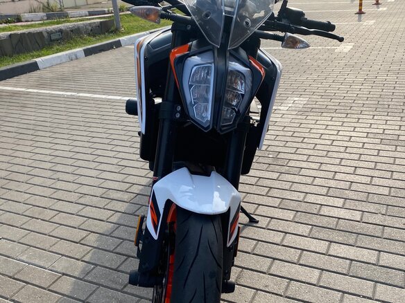 2021 KTM 890 Duke R, белый, 770000 рублей - вид 22
