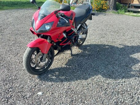 2007 Honda CBR 600F, красный, 520000 рублей, вид 1