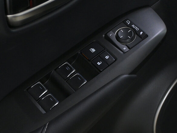 2019 Lexus NX 200 I Рестайлинг, чёрный, 3228000 рублей - вид 15