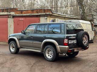 2003 Nissan Patrol V (Y61), зелёный, 1750000 рублей, вид 2