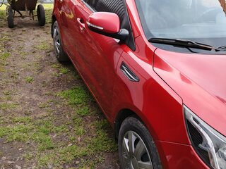 2012 Kia Rio 5-speed III, красный, 950000 рублей, вид 3
