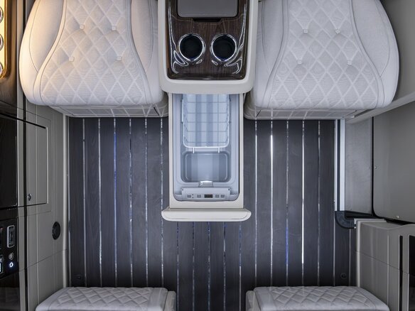 2025 Mercedes-Benz Sprinter, чёрный, 42400000 рублей - вид 22