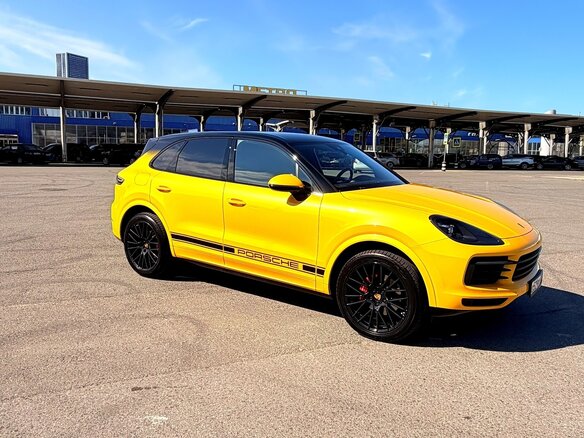 2019 Porsche Cayenne III, жёлтый, 4990000 рублей - вид 13