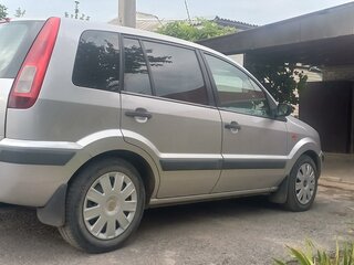 2006 Ford Fusion I Рестайлинг, серебристый, 290000 рублей, вид 2