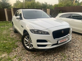 2017 Jaguar F-Pace I, белый, 2380000 рублей, вид 3