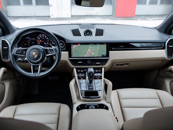 2020 Porsche Cayenne III, синий, 11500000 рублей - вид 16