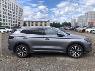 2024 BYD Song Plus DM-i 26.6 kWh I Рестайлинг, серый, 3999000 рублей, вид 4