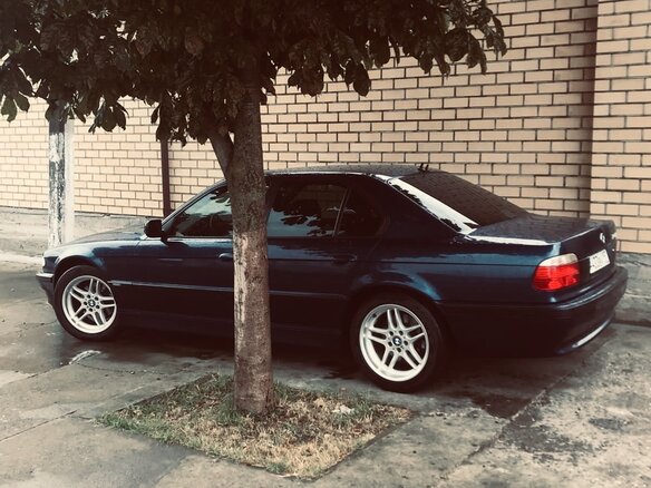 1996 BMW 7 серии 730i III (E38), синий, 2500000 рублей - вид 8