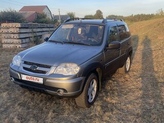2016 Chevrolet Niva I Рестайлинг, серый, 760000 рублей, вид 2