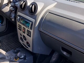 2009 Renault Logan I, чёрный, 550000 рублей, вид 4