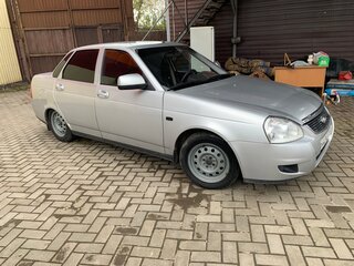 2017 Lada (ВАЗ) Priora I Рестайлинг, серебристый, 580000 рублей, вид 4