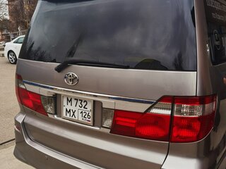 2004 Toyota Alphard I, серый, 1750000 рублей, вид 4