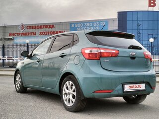 2013 Kia Rio III, зелёный, 490000 рублей, вид 4