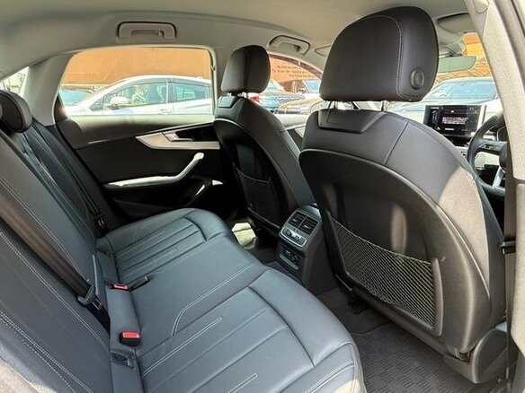 2022 Audi A4 35 TFSI V (B9) Рестайлинг, белый, 2120005 рублей - вид 18