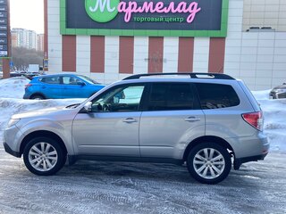 2011 Subaru Forester III Рестайлинг, серебристый, 1540000 рублей, вид 3