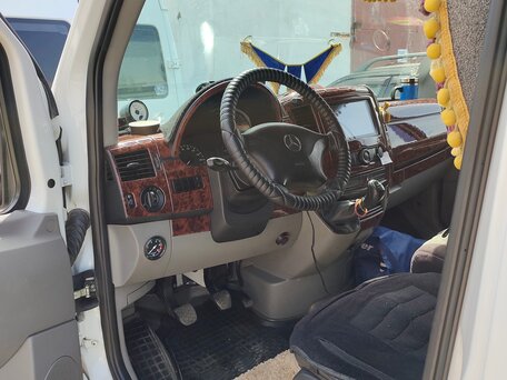 2008 Mercedes-Benz Sprinter, белый, 2250000 рублей, вид 2