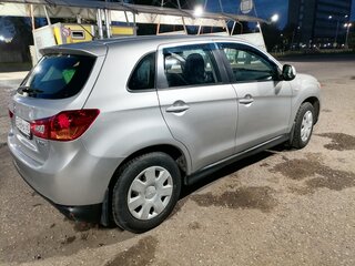 2012 Mitsubishi ASX I Рестайлинг, серебристый, 850000 рублей, вид 5