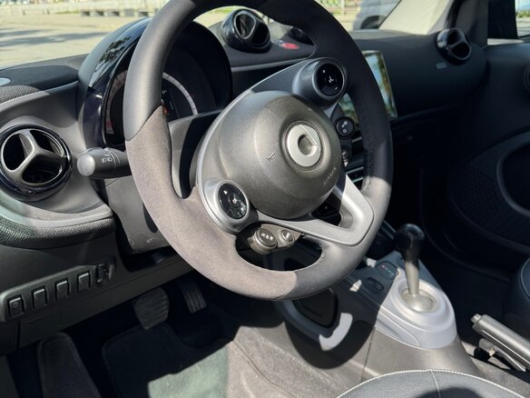 2016 Smart Fortwo III, чёрный, 2100000 рублей - вид 13