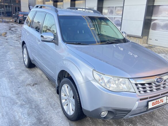 2011 Subaru Forester III Рестайлинг, серебристый, 1540000 рублей - вид 11