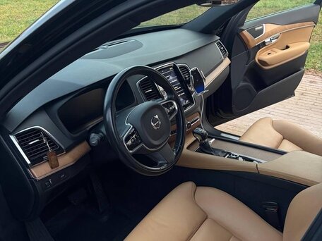 2017 Volvo XC90 II, чёрный, 3600000 рублей, вид 2