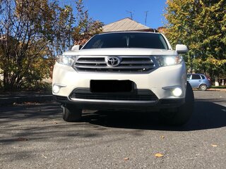 2011 Toyota Highlander II (XU40) Рестайлинг, белый, 1999000 рублей, вид 2