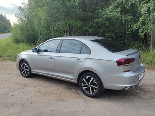 2021 Volkswagen Polo VI, серый, 1900000 рублей, вид 3