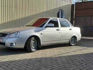 2017 Lada (ВАЗ) Priora I Рестайлинг, серебристый, 580000 рублей, вид 1