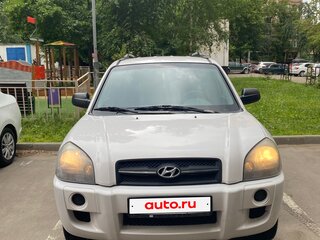 2004 Hyundai Tucson I, белый, 599000 рублей, вид 1