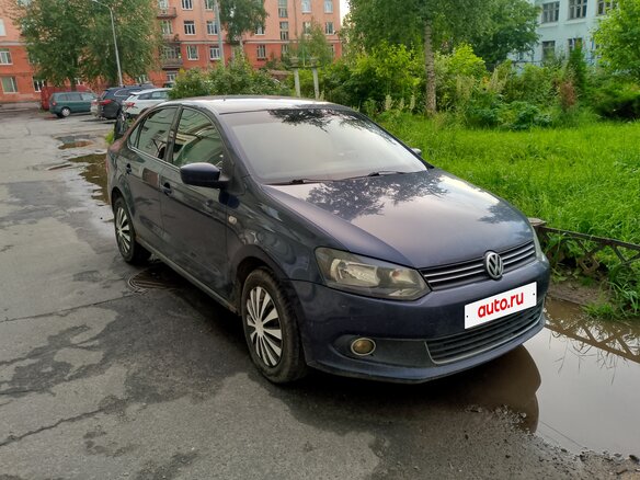 2011 Volkswagen Polo V, синий, 540000 рублей